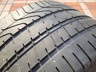 ยาง P-ZERO 235/35/19 เเละ 295/30/19