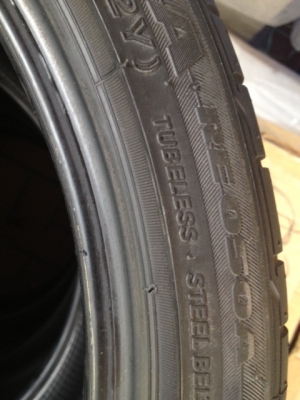 ยาง Bridgestone RE-050A 235/35/19 เเละ 305/30/19