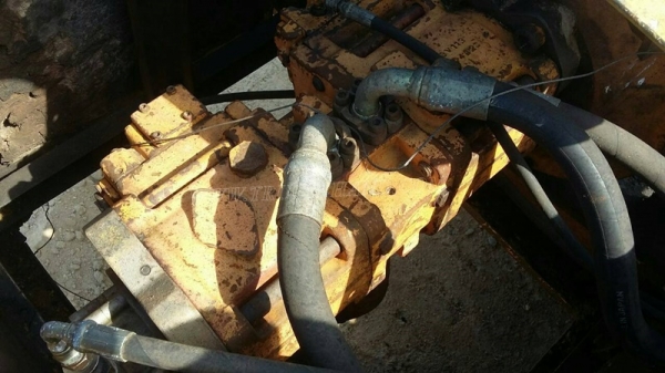 รถแมคโค ยี่ห้อ ซูมิโตโม่ รุ่น FTWO  ขนาด PC200  เอวแน่น  เครื่องดี