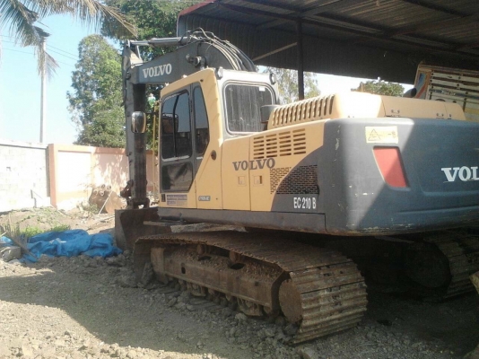 ขายคับVOLVO 210B สภาพดี อินวอยซ์ พร้อมใช้งานได้เลย ขายคับVOLVO 210B สภาพดี อินวอยซ์ พร้อมใช้งานได้เลย