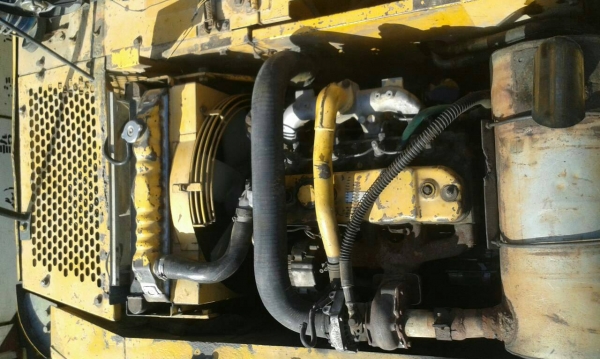 ขายรถแบคโฮ KOBELCO  SK045 - 120 Mark 2 โช่หนา เอวแน่น เครื่องดี ปั้มดี แอร์เย็น เอกสารเล่มทะเบียน ราคา 695,000 090-772-3710 090-772-3708