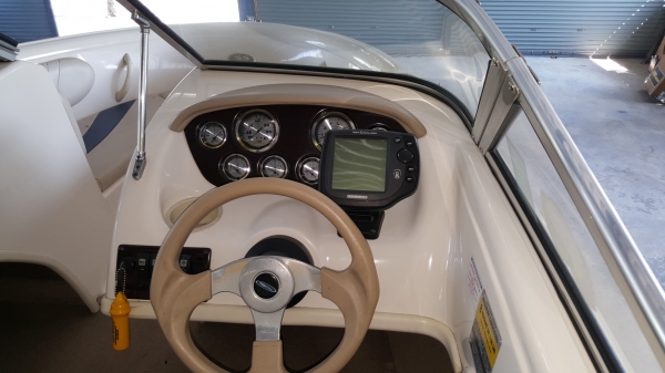 BOAT CHAPARRAL180 เครื่อง135แรง 4จังหวะ ขายถูก