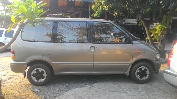 ขายNISSAN SERENA ขายNISSAN SERENA