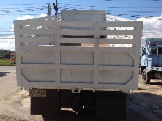 ขายสิบล้อ UD 230 ขายสิบล้อ UD 230