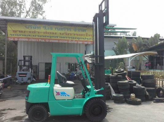 Mitsubishi ขนาด3ตัน เสาสูง3ม.เกียร์ออร์โต้ เครื่องยนต์ดีเซลS4S ยางตันใหม่4เส้น ราคาต่อรองได้0816161541