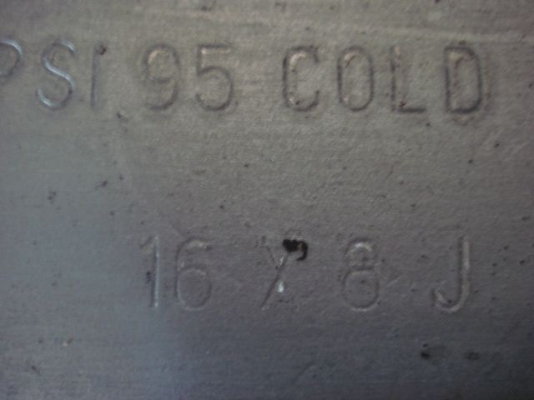 ขายล้อผสมเลือกตามชอบ usa อเมริกาขอบ 16กว้าง 8นิ้ว6รู139 4วงครับ