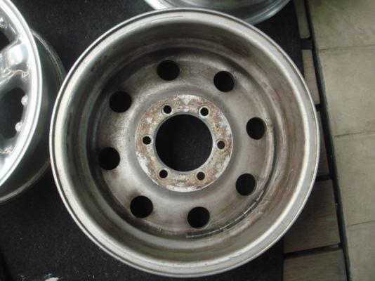 ขายล้อผสมเลือกตามชอบ usa อเมริกาขอบ 16กว้าง 8นิ้ว6รู139 4วงครับ