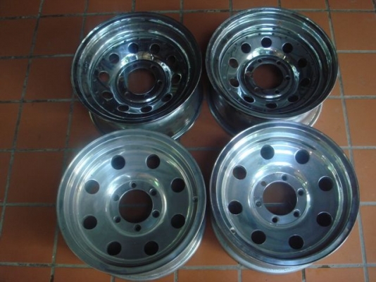 ขายล้อผสมเลือกตามชอบ usa อเมริกาขอบ 16กว้าง 8นิ้ว6รู139 4วงครับ