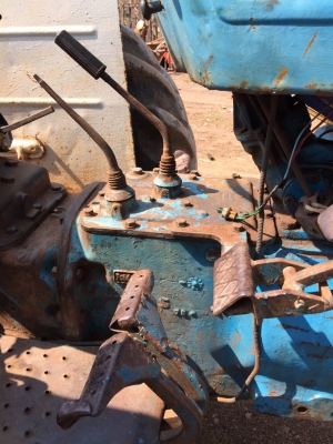 ขายFORD 5000 สภาพดี. ทำงานได้ปกติ. มีผาน3. เอกสารใบชื้อขาย