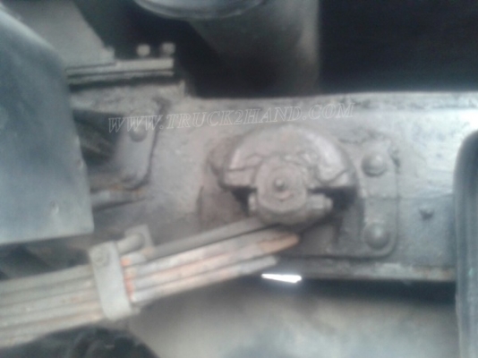 รถบรรทุกน้ำหรือรถดูดส้วม เป็นแทงค์สแตนเลสทั้งลูก ถังจุ 4,000 ลิตร