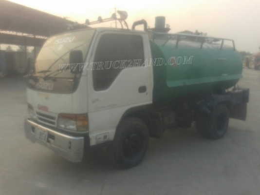 รถบรรทุกน้ำหรือรถดูดส้วม เป็นแทงค์สแตนเลสทั้งลูก ถังจุ 4,000 ลิตร