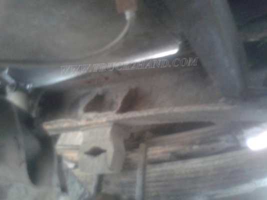 รถบรรทุกน้ำหรือรถดูดส้วม เป็นแทงค์สแตนเลสทั้งลูก ถังจุ 4,000 ลิตร