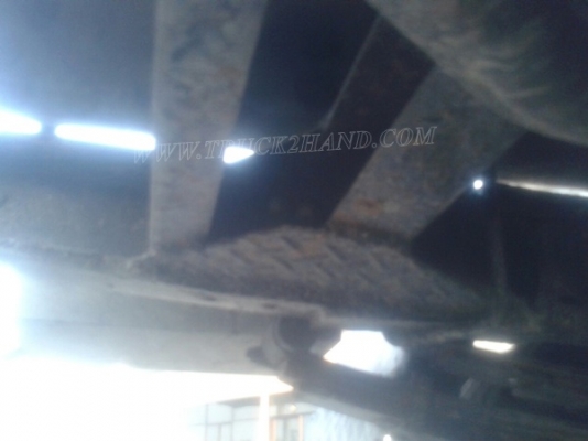 รถบรรทุกน้ำหรือรถดูดส้วม เป็นแทงค์สแตนเลสทั้งลูก ถังจุ 4,000 ลิตร