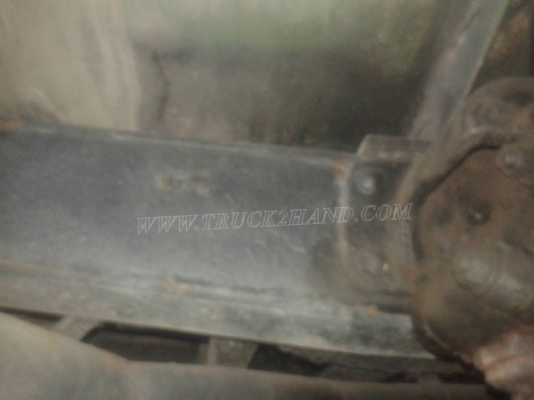 รถบรรทุกน้ำหรือรถดูดส้วม เป็นแทงค์สแตนเลสทั้งลูก ถังจุ 4,000 ลิตร