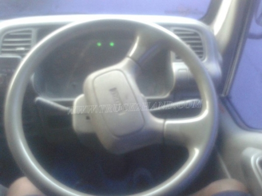 รถบรรทุกน้ำหรือรถดูดส้วม เป็นแทงค์สแตนเลสทั้งลูก ถังจุ 4,000 ลิตร