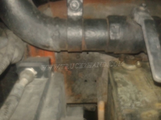 รถบรรทุกน้ำหรือรถดูดส้วม เป็นแทงค์สแตนเลสทั้งลูก ถังจุ 4,000 ลิตร