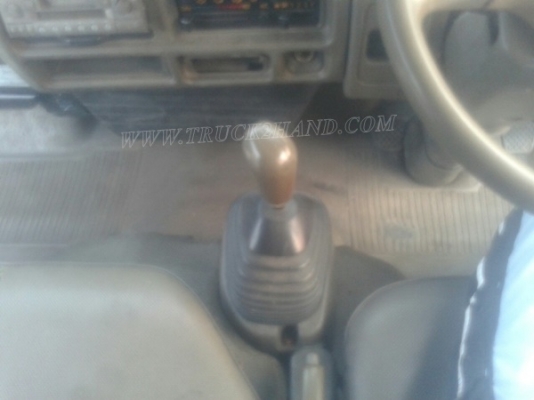 รถบรรทุกน้ำหรือรถดูดส้วม เป็นแทงค์สแตนเลสทั้งลูก ถังจุ 4,000 ลิตร