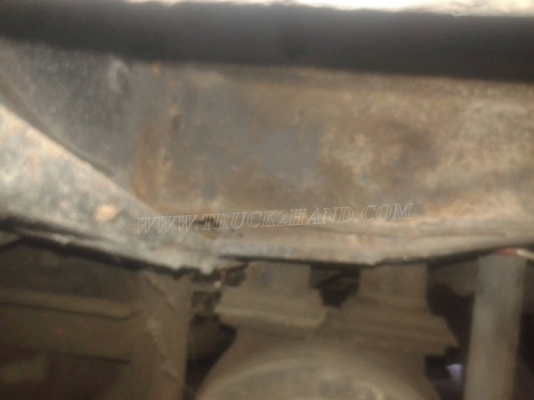 รถบรรทุกน้ำหรือรถดูดส้วม เป็นแทงค์สแตนเลสทั้งลูก ถังจุ 4,000 ลิตร