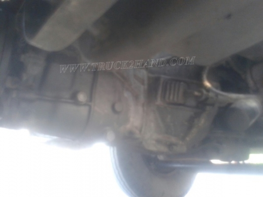 รถบรรทุกน้ำหรือรถดูดส้วม เป็นแทงค์สแตนเลสทั้งลูก ถังจุ 4,000 ลิตร