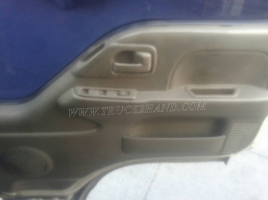 รถบรรทุกน้ำหรือรถดูดส้วม เป็นแทงค์สแตนเลสทั้งลูก ถังจุ 4,000 ลิตร