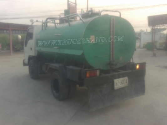 รถบรรทุกน้ำหรือรถดูดส้วม เป็นแทงค์สแตนเลสทั้งลูก ถังจุ 4,000 ลิตร