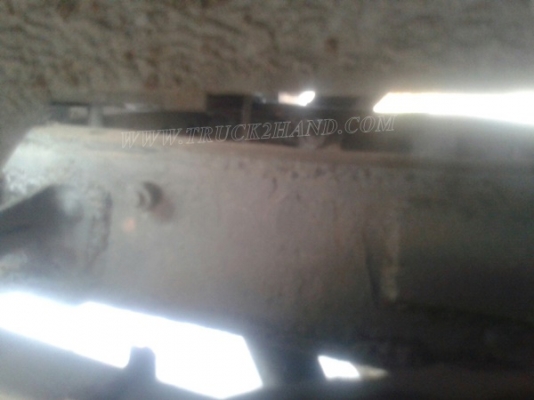 รถบรรทุกน้ำหรือรถดูดส้วม เป็นแทงค์สแตนเลสทั้งลูก ถังจุ 4,000 ลิตร