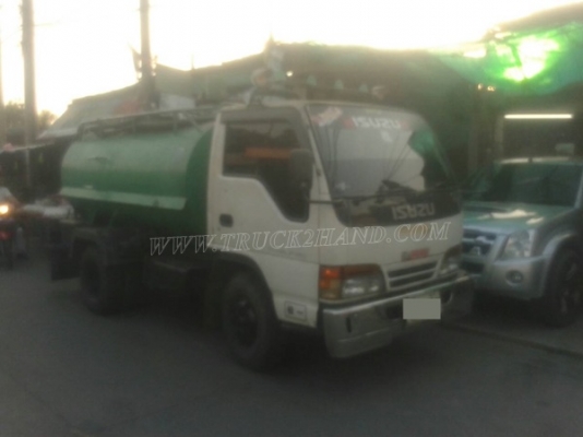 รถบรรทุกน้ำหรือรถดูดส้วม เป็นแทงค์สแตนเลสทั้งลูก ถังจุ 4,000 ลิตร