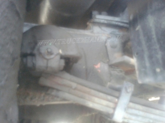 รถบรรทุกน้ำหรือรถดูดส้วม เป็นแทงค์สแตนเลสทั้งลูก ถังจุ 4,000 ลิตร