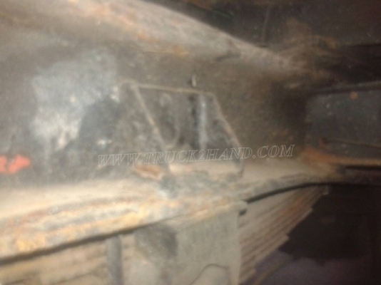 รถบรรทุกน้ำหรือรถดูดส้วม เป็นแทงค์สแตนเลสทั้งลูก ถังจุ 4,000 ลิตร