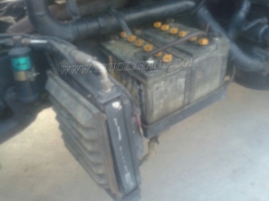 รถบรรทุกน้ำหรือรถดูดส้วม เป็นแทงค์สแตนเลสทั้งลูก ถังจุ 4,000 ลิตร