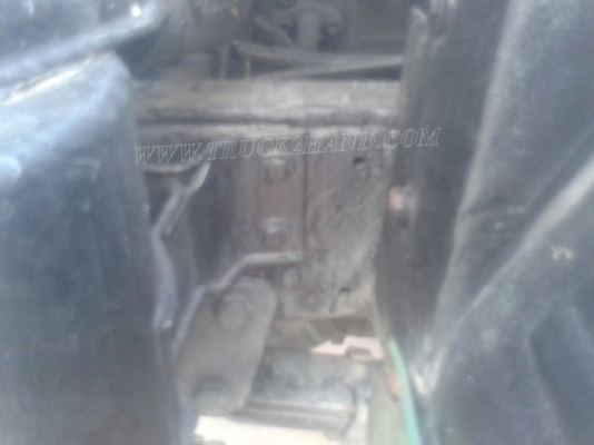 รถบรรทุกน้ำหรือรถดูดส้วม เป็นแทงค์สแตนเลสทั้งลูก ถังจุ 4,000 ลิตร