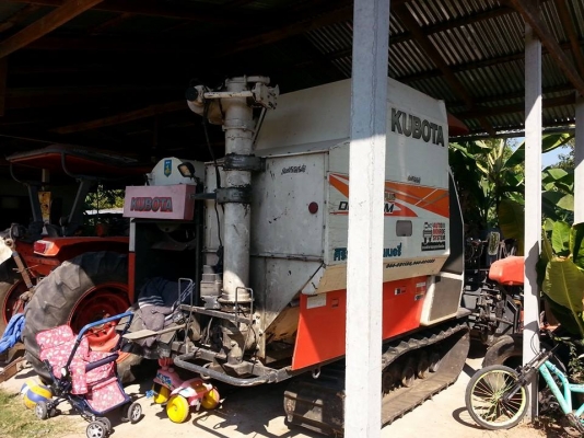 ขายรถเกี่ยวข้าว KUBOTA DC95GM พลัสปี55 ใช้งานน้อย พร้อมใช้งาน ราคา690,000 สนใจโทร 090-8588220คุณนะ 093-3258446คุณบิว หรือเข้าดูสินค้าอื่นๆได้ที่ www.truck.in.th/498 หรือเพจFacebook ณรงค์ ซื้อขายรถมือสอง (เว็บไซต์ส่วนตัว) หรือFacebook คุณนะ รถบรรทุก