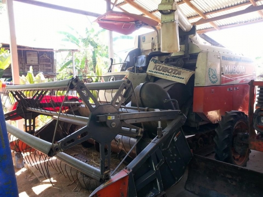 ขายรถเกี่ยวข้าว KUBOTA DC95GM พลัสปี55 ใช้งานน้อย พร้อมใช้งาน ราคา690,000 สนใจโทร 090-8588220คุณนะ 093-3258446คุณบิว หรือเข้าดูสินค้าอื่นๆได้ที่ www.truck.in.th/498 หรือเพจFacebook ณรงค์ ซื้อขายรถมือสอง (เว็บไซต์ส่วนตัว) หรือFacebook คุณนะ รถบรรทุก