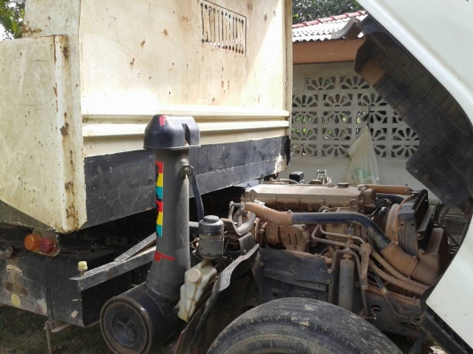 รถอีซูซุ 6 ล้อดั้ม NQR 175 แรงม้า. ปี 50.  ( รถวิ่ง 22x,xxx กม. )     สนใจติดต่อ  081 - 6079515