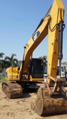 ขาย cat 320d. Made in japan เครื่องแน่น ช่วงล่างเปลี่ยนใหม่ ออกห้าง เจ้าของขายเอง ขาย cat 320d. Made in japan เครื่องแน่น ช่วงล่างเปลี่ยนใหม่ ออกห้าง เจ้าของขายเอง