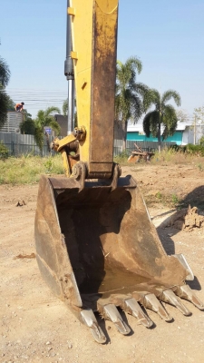 ขาย cat 320d. Made in japan เครื่องแน่น ช่วงล่างเปลี่ยนใหม่ ออกห้าง เจ้าของขายเอง