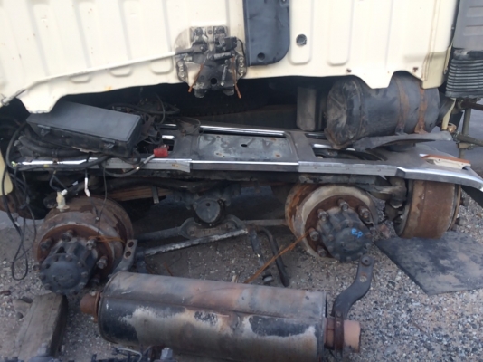 ชุดตัด10ล้อ HINO โปรเฟีย พร้อมอะไหล่ครบเซ็ต (ไม่มีล้อกับแชทซีนะค่ะ)