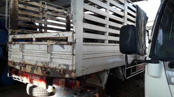 รถฮีโน่ 6 ล้อ รั้ว FC9J 175 แรงม้า. ปี 54.  ( รถวิ่ง 3x,xxx กม. )    สนใจติดต่อ  081 - 6079515