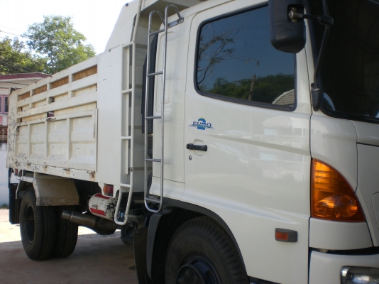 เลิกกิจการครับขายเหมาสองคันไปเลย