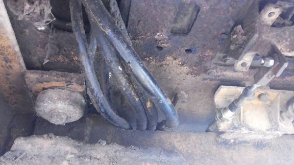 แบคโฮ KOMATSU PC120-5 ตัวเดินใหญ่ ไฟตัด อุปกรณ์กล่อง+จอ มี เอกสารอินวอย **ขาย KOMATSU PC120-5 แบคโฮยอดนิยม รุ่นพิเศษ ตัวเดินใหญ่ สภาพพร้อมใช้งาน เอกสารอินวอย HYD.EXCAVATOR KOMATSU PC120-5 S/N.40309 (ซีเรียลสูง) ตัวเดินใหญ่ ไฟฟ้าตัด อ