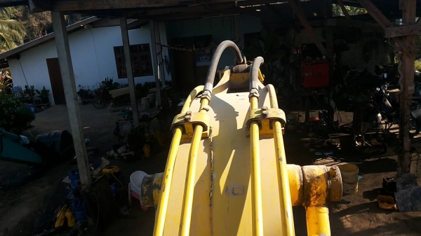 แบคโฮ KOMATSU PC120-5 ตัวเดินใหญ่ ไฟตัด อุปกรณ์กล่อง+จอ มี เอกสารอินวอย **ขาย KOMATSU PC120-5 แบคโฮยอดนิยม รุ่นพิเศษ ตัวเดินใหญ่ สภาพพร้อมใช้งาน เอกสารอินวอย HYD.EXCAVATOR KOMATSU PC120-5 S/N.40309 (ซีเรียลสูง) ตัวเดินใหญ่ ไฟฟ้าตัด อ