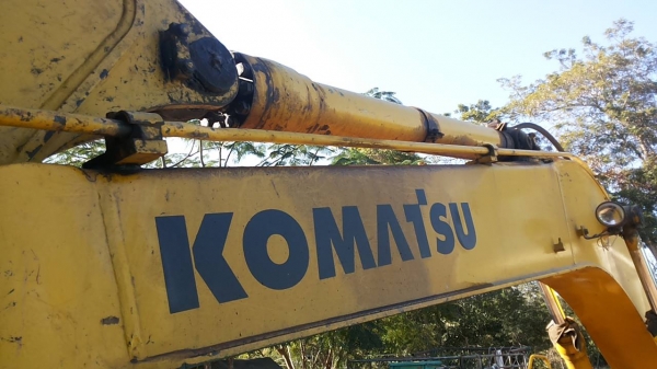 แบคโฮ KOMATSU PC120-5 ตัวเดินใหญ่ ไฟตัด อุปกรณ์กล่อง+จอ มี เอกสารอินวอย **ขาย KOMATSU PC120-5 แบคโฮยอดนิยม รุ่นพิเศษ ตัวเดินใหญ่ สภาพพร้อมใช้งาน เอกสารอินวอย HYD.EXCAVATOR KOMATSU PC120-5 S/N.40309 (ซีเรียลสูง) ตัวเดินใหญ่ ไฟฟ้าตัด อ