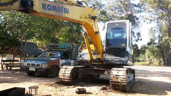 แบคโฮ KOMATSU PC120-5 ตัวเดินใหญ่ ไฟตัด อุปกรณ์กล่อง+จอ มี เอกสารอินวอย **ขาย KOMATSU PC120-5 แบคโฮยอดนิยม รุ่นพิเศษ ตัวเดินใหญ่ สภาพพร้อมใช้งาน เอกสารอินวอย HYD.EXCAVATOR KOMATSU PC120-5 S/N.40309 (ซีเรียลสูง) ตัวเดินใหญ่ ไฟฟ้าตัด อ