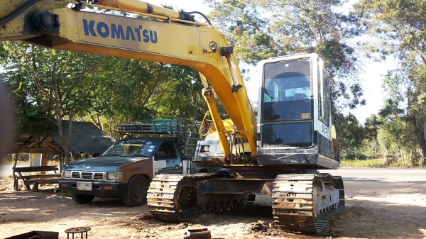 แบคโฮ KOMATSU PC120-5 ตัวเดินใหญ่ ไฟตัด อุปกรณ์กล่อง+จอ มี เอกสารอินวอย **ขาย KOMATSU PC120-5 แบคโฮยอดนิยม รุ่นพิเศษ ตัวเดินใหญ่ สภาพพร้อมใช้งาน เอกสารอินวอย HYD.EXCAVATOR KOMATSU PC120-5 S/N.40309 (ซีเรียลสูง) ตัวเดินใหญ่ ไฟฟ้าตัด อ