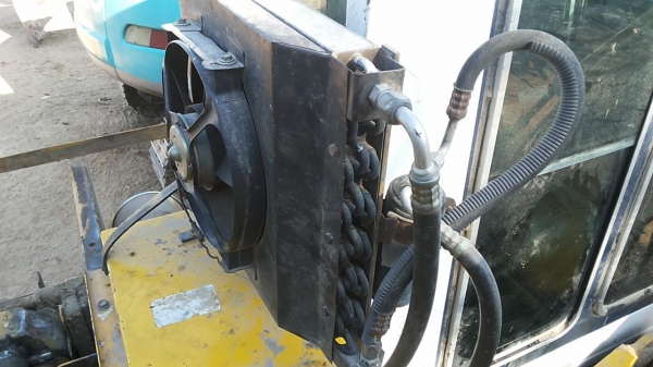 แบคโฮ KOMATSU PC120-5 ตัวเดินใหญ่ ไฟตัด อุปกรณ์กล่อง+จอ มี เอกสารอินวอย **ขาย KOMATSU PC120-5 แบคโฮยอดนิยม รุ่นพิเศษ ตัวเดินใหญ่ สภาพพร้อมใช้งาน เอกสารอินวอย HYD.EXCAVATOR KOMATSU PC120-5 S/N.40309 (ซีเรียลสูง) ตัวเดินใหญ่ ไฟฟ้าตัด อ