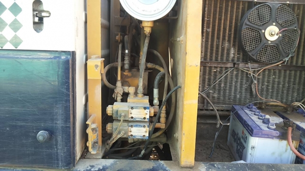 แบคโฮ KOMATSU PC120-5 ตัวเดินใหญ่ ไฟตัด อุปกรณ์กล่อง+จอ มี เอกสารอินวอย **ขาย KOMATSU PC120-5 แบคโฮยอดนิยม รุ่นพิเศษ ตัวเดินใหญ่ สภาพพร้อมใช้งาน เอกสารอินวอย HYD.EXCAVATOR KOMATSU PC120-5 S/N.40309 (ซีเรียลสูง) ตัวเดินใหญ่ ไฟฟ้าตัด อ