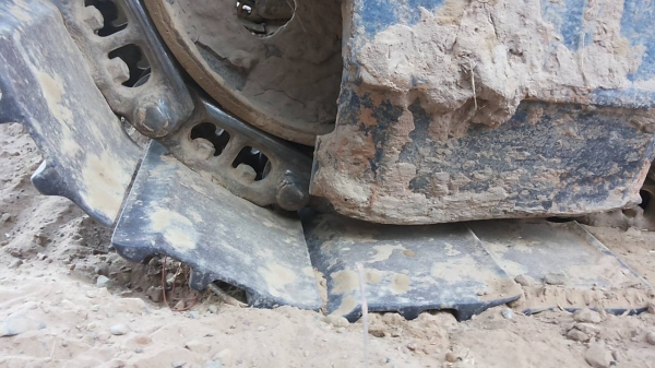 แบคโฮ KOMATSU PC120-5 ตัวเดินใหญ่ ไฟตัด อุปกรณ์กล่อง+จอ มี เอกสารอินวอย **ขาย KOMATSU PC120-5 แบคโฮยอดนิยม รุ่นพิเศษ ตัวเดินใหญ่ สภาพพร้อมใช้งาน เอกสารอินวอย HYD.EXCAVATOR KOMATSU PC120-5 S/N.40309 (ซีเรียลสูง) ตัวเดินใหญ่ ไฟฟ้าตัด อ