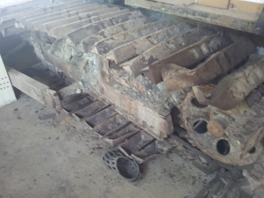 ขายรถแทรคเตอร์  MITSUBISHI  BD 2 Gเครื่องดี เกียร์ดีแรงพร้อมใช้งานราคา 125,000 090-772-3710 090-772-3708