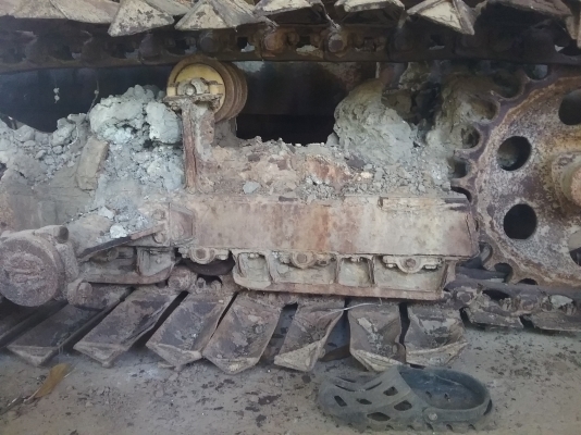 ขายรถแทรคเตอร์  MITSUBISHI  BD 2 Gเครื่องดี เกียร์ดีแรงพร้อมใช้งานราคา 125,000 090-772-3710 090-772-3708