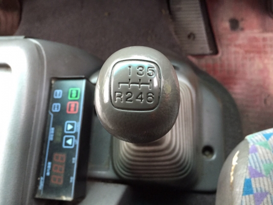 HINO รถหัวคัสซี FE1JPD เครื่องJO8C รถ8ตัน 8น๊อต